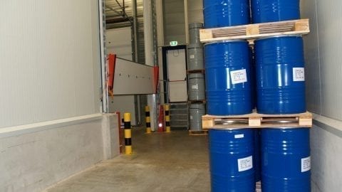 Liquid retention barrier - hazardous liquid - ADR room, fire resistant spill barrier