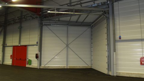 Fireproof acoustic sectional overheaddoors - fire rating - acoustic rating